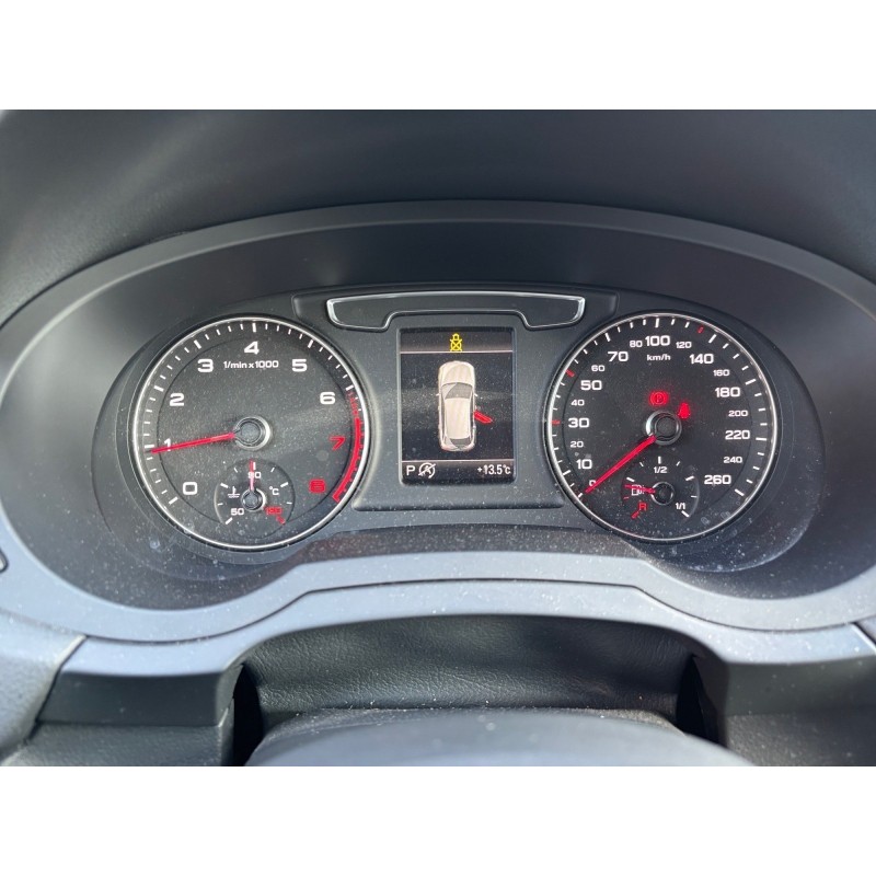 AUDI Q3 Q3 1.4 TFSI COD 150 ch S tronic 6 Ambiente