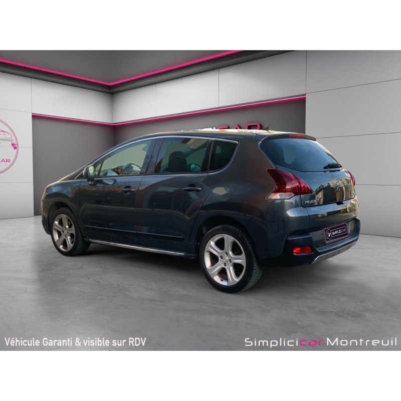 PEUGEOT 3008 1.6 HDi 115ch FAP BVM6 Allure PREMIERE MAIN TOIT PANORAMIQUE GARANTIE 12 MOIS