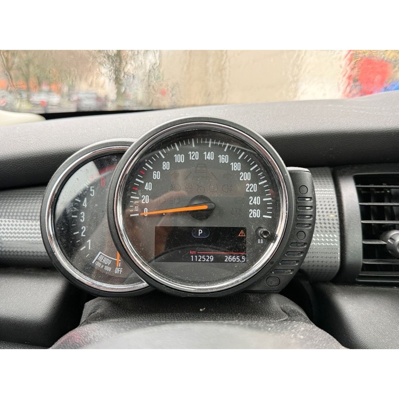 MINI HATCH 3 PORTES F56 Cooper D 116 ch BVA6 Finition Exquisite toit ouvrant panoramique sièges cuir garantie 12 mois