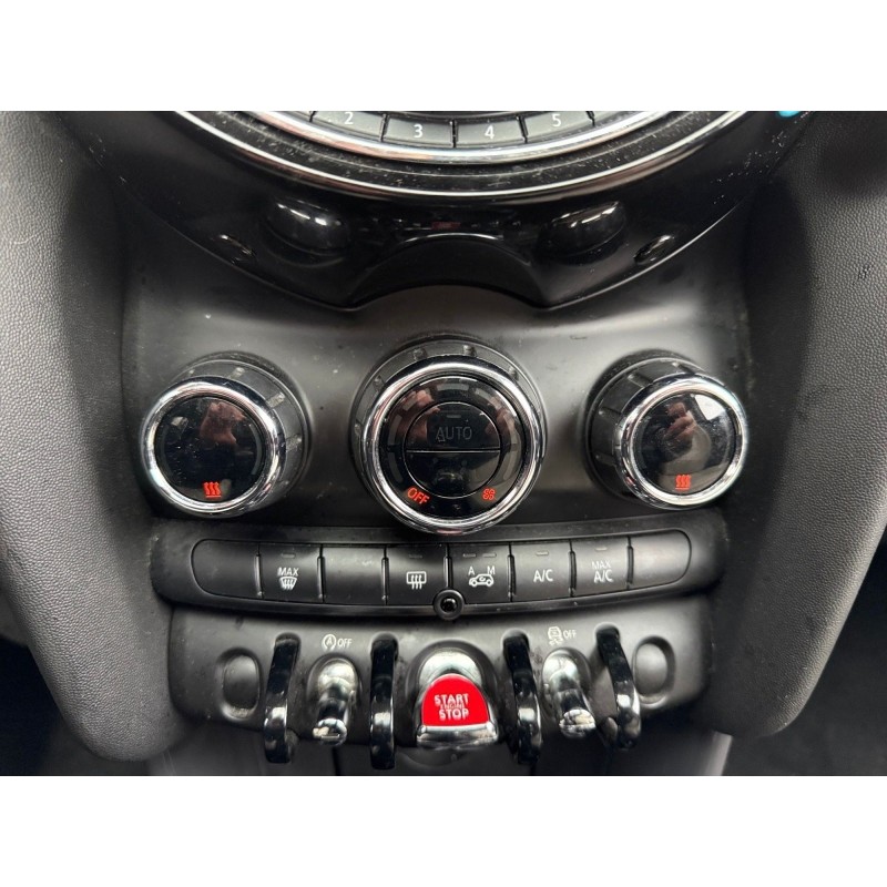 MINI HATCH 3 PORTES F56 Cooper D 116 ch BVA6 Finition Exquisite toit ouvrant panoramique sièges cuir garantie 12 mois