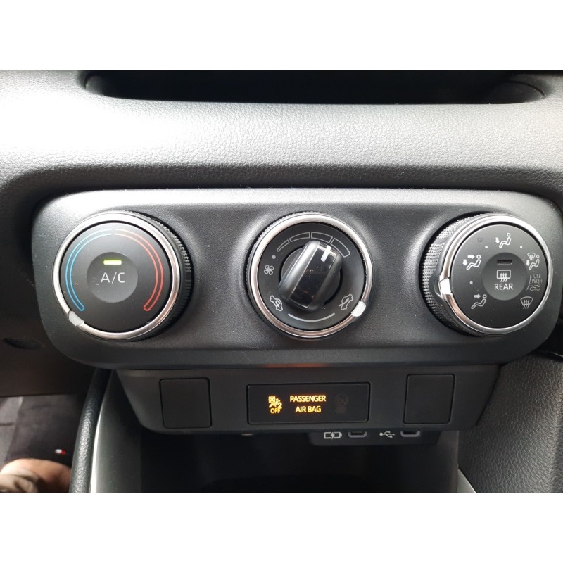 TOYOTA YARIS 1.5 VVT-i 120 CH DYNAMIC Business