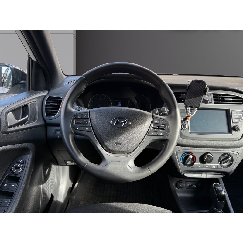 HYUNDAI i20 ACTIVE 1.0 T-GDi 100 DCT-7 ACTIVE Black Ride CAMERA DE RECUL  ENTRETIEN COMPLET  BARRE DE TOIT