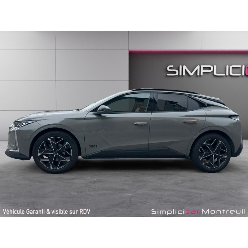 DS DS 4 130 EAT8 Cross Rivoli sièges cuir toit ouvrant panoramique carplay affichage tête haute caméra de recul 360...