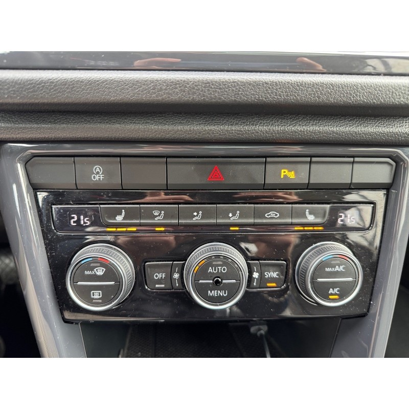 VOLKSWAGEN T-ROC 1.5 TSI 150 EVO Start/Stop DSG7 Carat Exclusive 1ère main suivi d'entretiens complet garantie européenne...