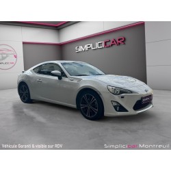 TOYOTA GT86 2.0 litres FA20 200 ch française suivi complet d'entretiens blanc nacré écran touch and go radar de recul...