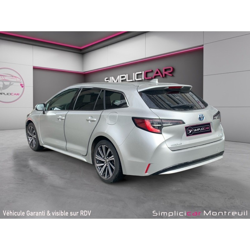 TOYOTA COROLLA TOURING SPORTS HYBRIDE MY22 122h Design garantie 12 mois carplay sièges chauffants