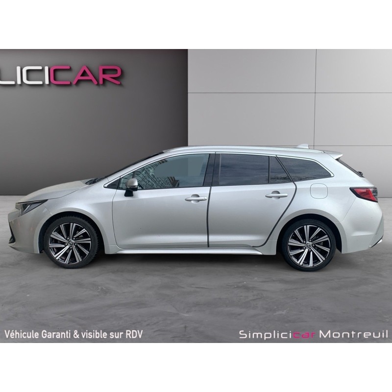 TOYOTA COROLLA TOURING SPORTS HYBRIDE MY22 122h Design garantie 12 mois carplay sièges chauffants