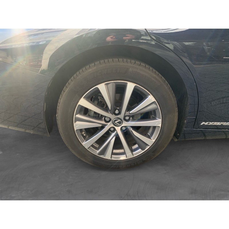 LEXUS ES MY21 300h Business Plus toit ouvrant carplay garantie 12 mois