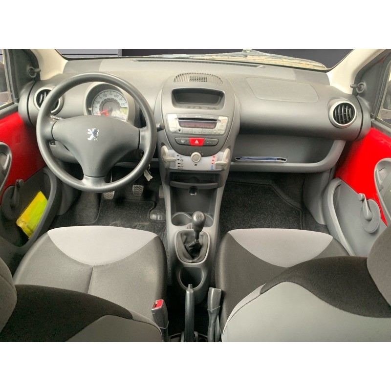 PEUGEOT 107 1.0e 12V 68ch BLUE LION Urban