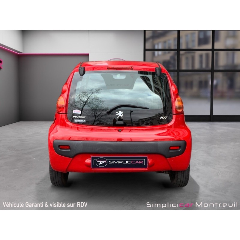 PEUGEOT 107 1.0e 12V 68ch BLUE LION Urban