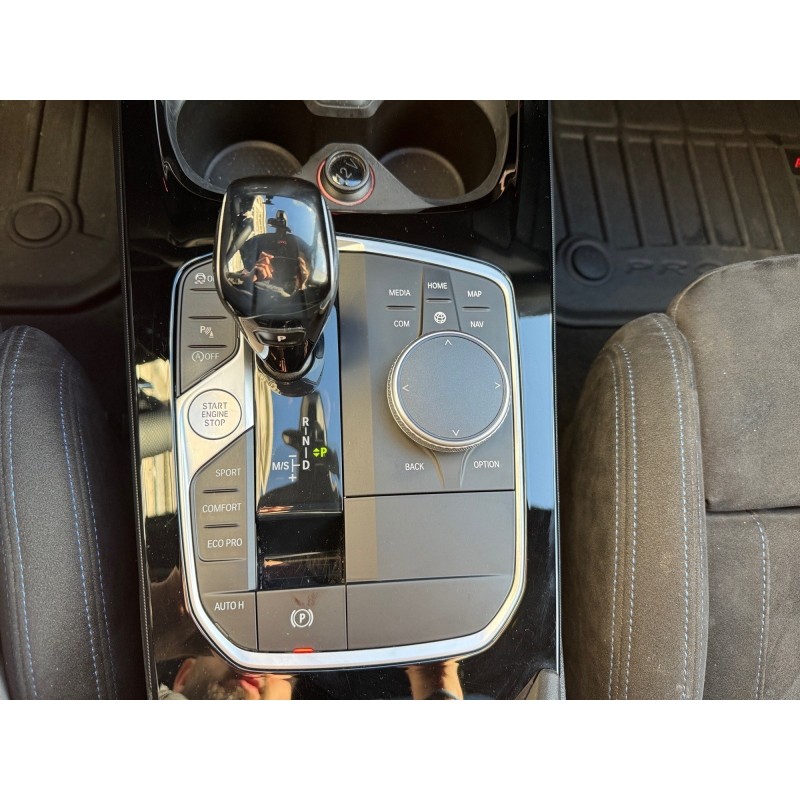 BMW SERIE 1 F40 118d 150 ch BVA8 M Sport Suivi BMW Harman Kardon Sièges électriques à mémoire chauffant Garantie 12 mois