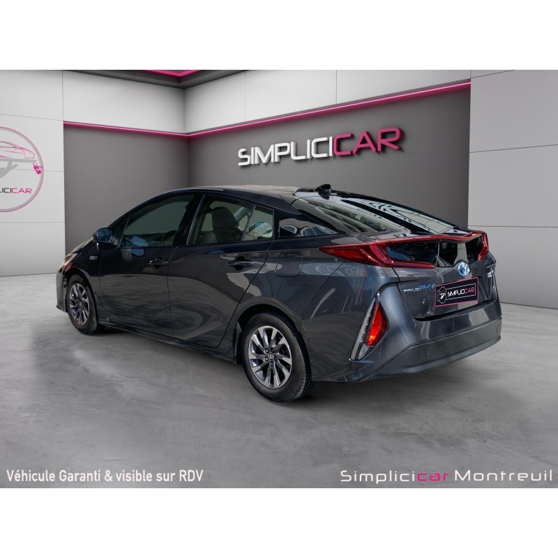 TOYOTA PRIUS PRO HYBRIDE RECHARGEABLE Solar camera sieges chauffant garantie 12 mois