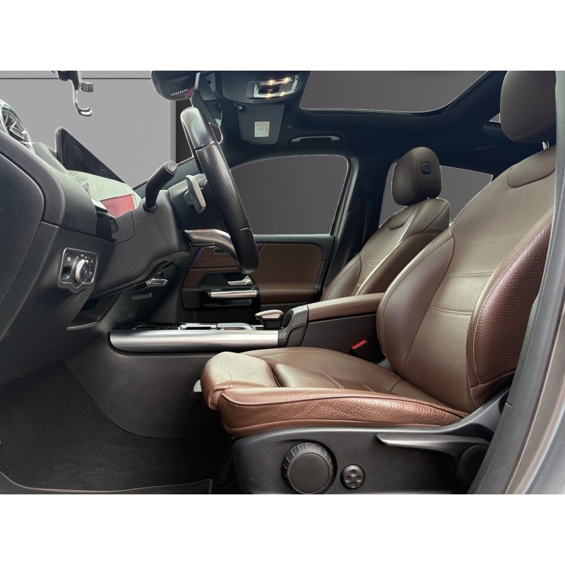 MERCEDES GLA 200 d 8G-DCT AMG Line Toit Cuir Led Entretien garantie 12 mois