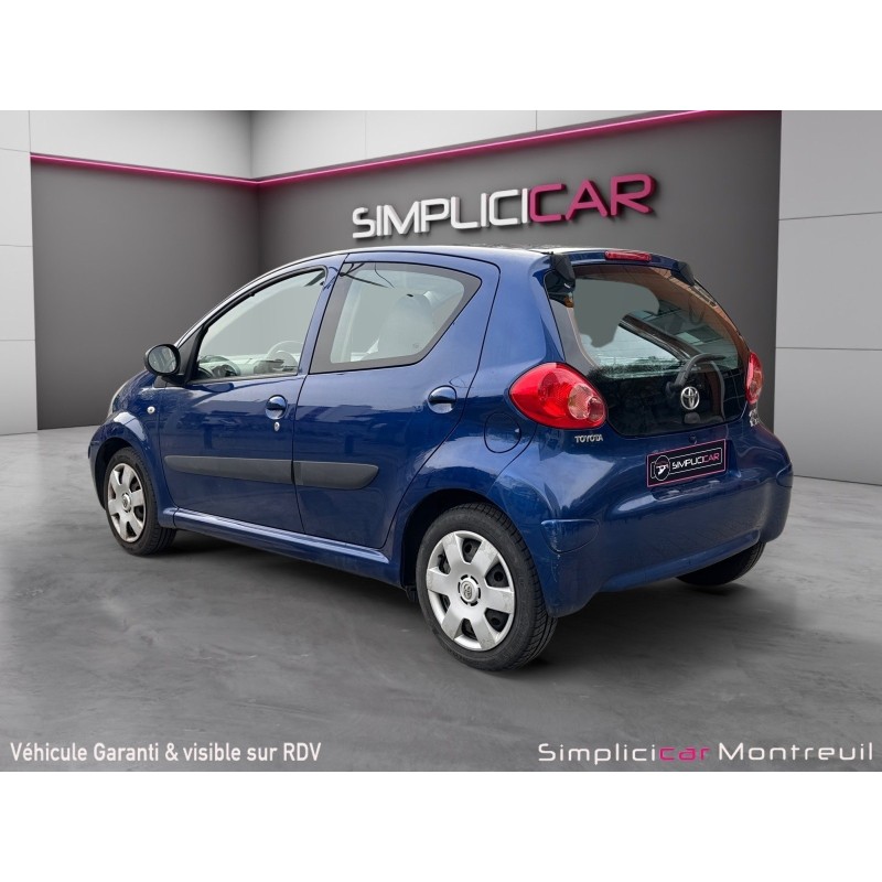 TOYOTA AYGO 1.0 VVT-i Les Bleus Suivis Complets Vitres électriques Garantie 12 mois
