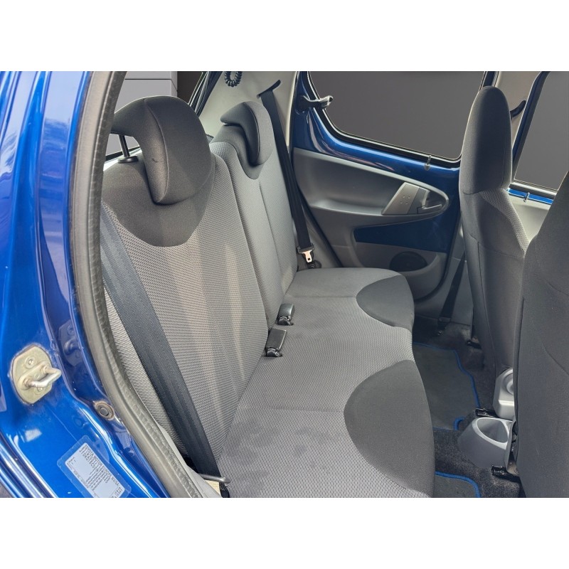 TOYOTA AYGO 1.0 VVT-i Les Bleus Suivis Complets Vitres électriques Garantie 12 mois