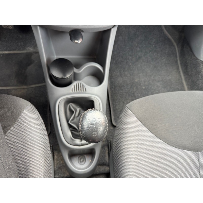 TOYOTA AYGO 1.0 VVT-i Les Bleus Suivis Complets Vitres électriques Garantie 12 mois