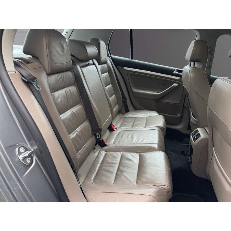 VOLKSWAGEN GOLF R32 3.2 V6 250 4Motion DSG Suivi VW Sièges cuir électriques chauffants Carplay Garantie 12 mois