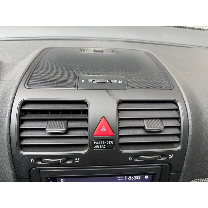 VOLKSWAGEN GOLF R32 3.2 V6 250 4Motion DSG Suivi VW Sièges cuir électriques chauffants Carplay Garantie 12 mois