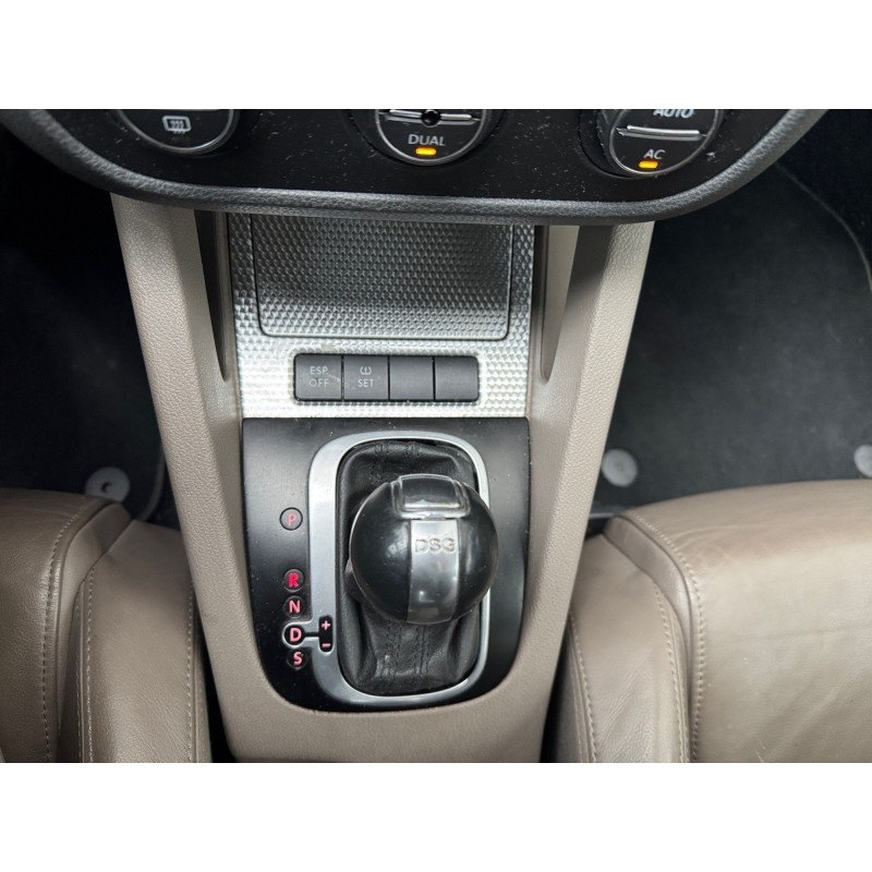 VOLKSWAGEN GOLF R32 3.2 V6 250 4Motion DSG Suivi VW Sièges cuir électriques chauffants Carplay Garantie 12 mois