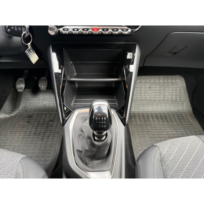 PEUGEOT 208 PureTech 100 SS BVM6 Style Garantie Constructeur 2027