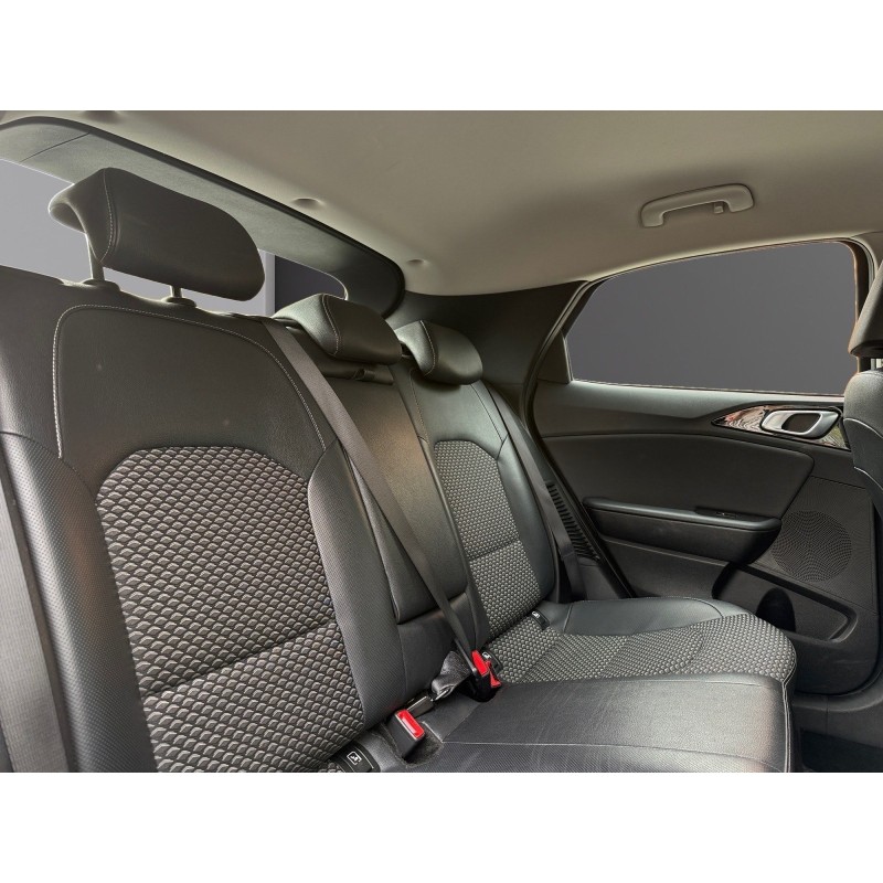 KIA XCEED HYBRIDE RECHARGEABLE BUSINESS XCeed 1.6 GDi 141ch DCT6 Active Business Entretien Complet Garantie 12 Mois