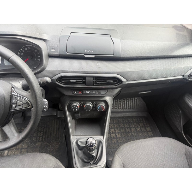 DACIA SANDERO SCe 65 - 22 Essentiel entretien, suivi complet, garantie 12 mois