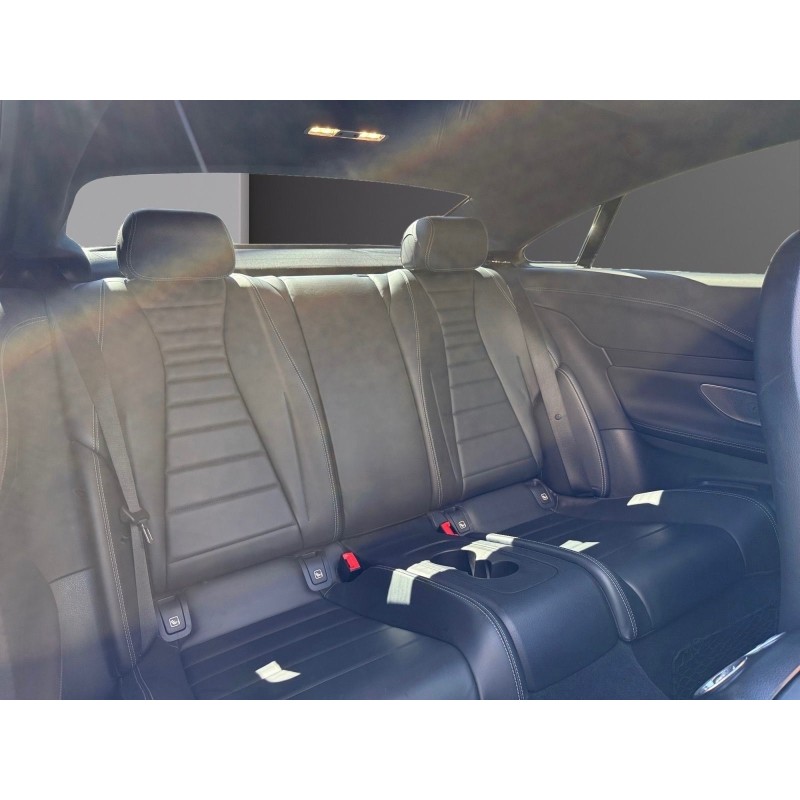 MERCEDES CLASSE E COUPE 300 9G-Tronic amg line  entretien complet mercedes, garantie 12 mois