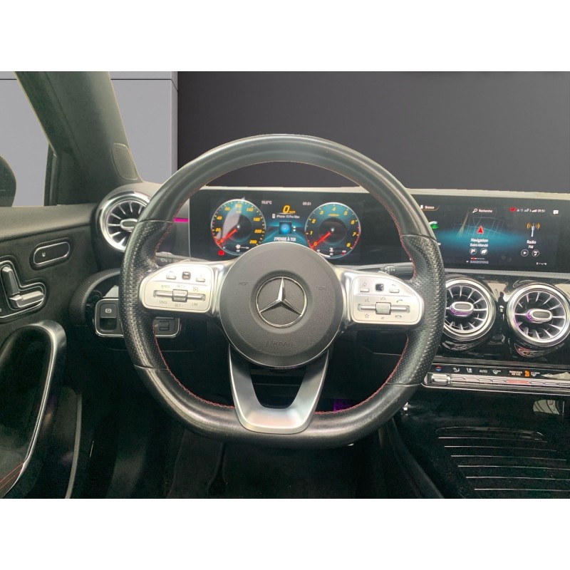 MERCEDES CLASSE A 200 7G-DCT AMG Line toit ouvrant carplay garantie 12 mois