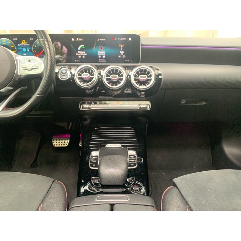 MERCEDES CLASSE A 200 7G-DCT AMG Line toit ouvrant carplay garantie 12 mois