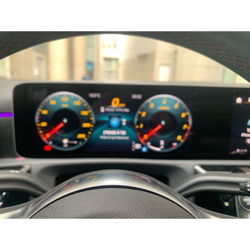 MERCEDES CLASSE A 200 7G-DCT AMG Line toit ouvrant carplay garantie 12 mois