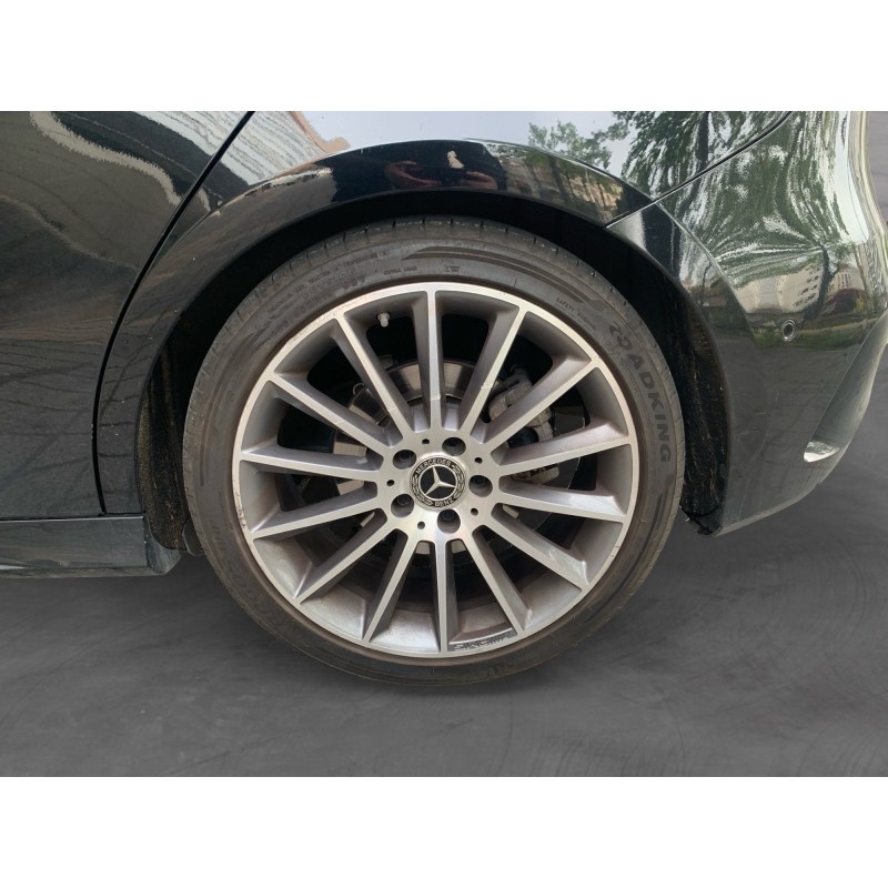 MERCEDES CLASSE A 200 7G-DCT AMG Line toit ouvrant carplay garantie 12 mois