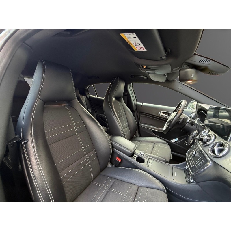 MERCEDES CLASSE GLA 200 entretien complet constructeur, vidange de boite réalisée, garantie 12 mois