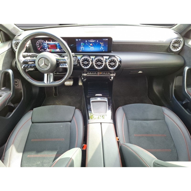 MERCEDES CLASSE A 250 e AMG Line suivi mercedes toit carplay garantie 12 mois