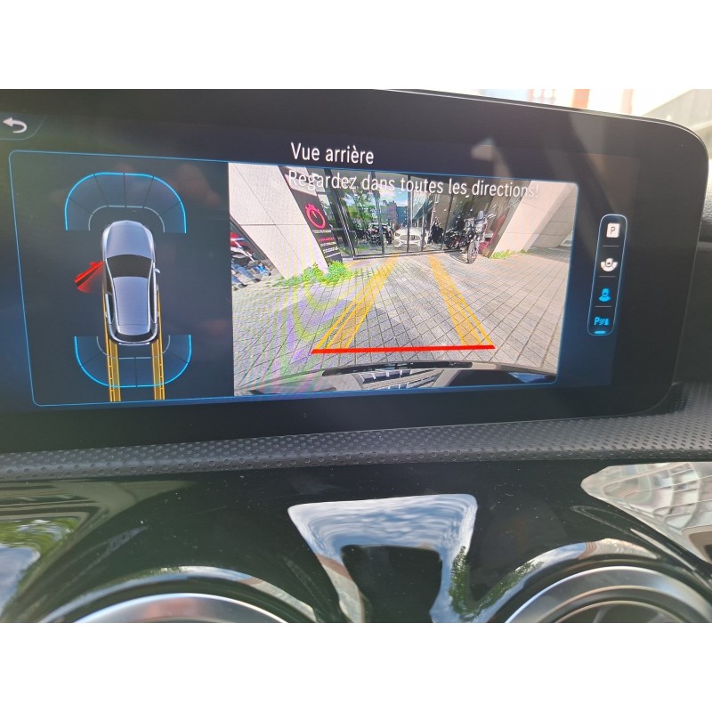 MERCEDES CLASSE A 250 e AMG Line suivi mercedes toit carplay garantie 12 mois