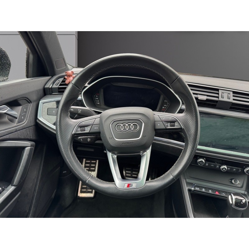AUDI Q3 Q3 35 TFSI 150 ch S tronic 7 S line Suivi complet Audi Toit ouvrant panoramique Garantie 12 mois