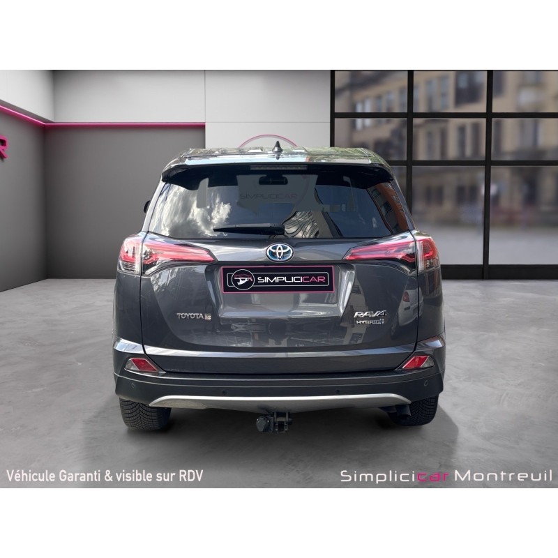 TOYOTA RAV4 HYBRIDE LCA 2017 PRO Pro AWD Dynamic Garantie 12 mois