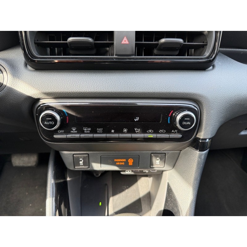 TOYOTA YARIS HYBRIDE MY22 116h Collection Caméra de recul Carplay Garantie 12 mois